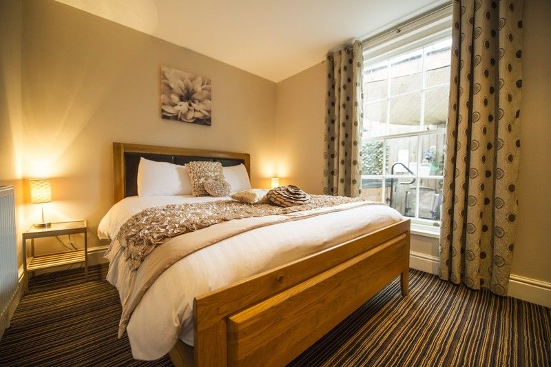 Chester Apartments Bagian luar foto