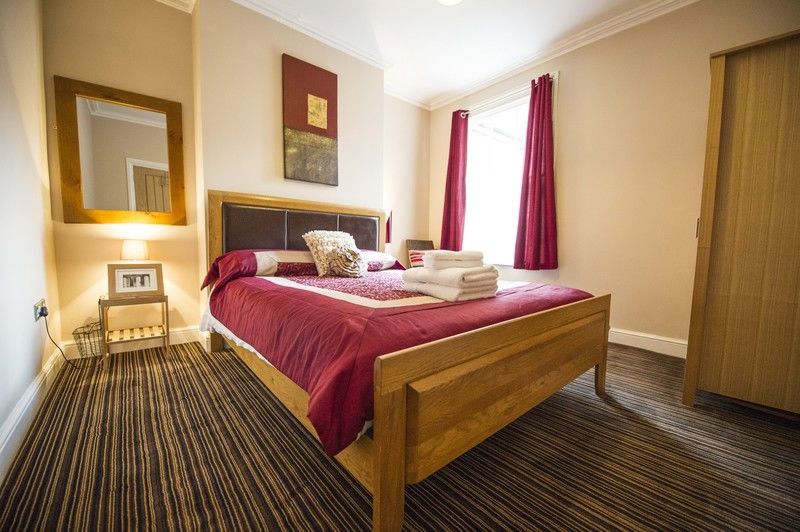 Chester Apartments Bagian luar foto